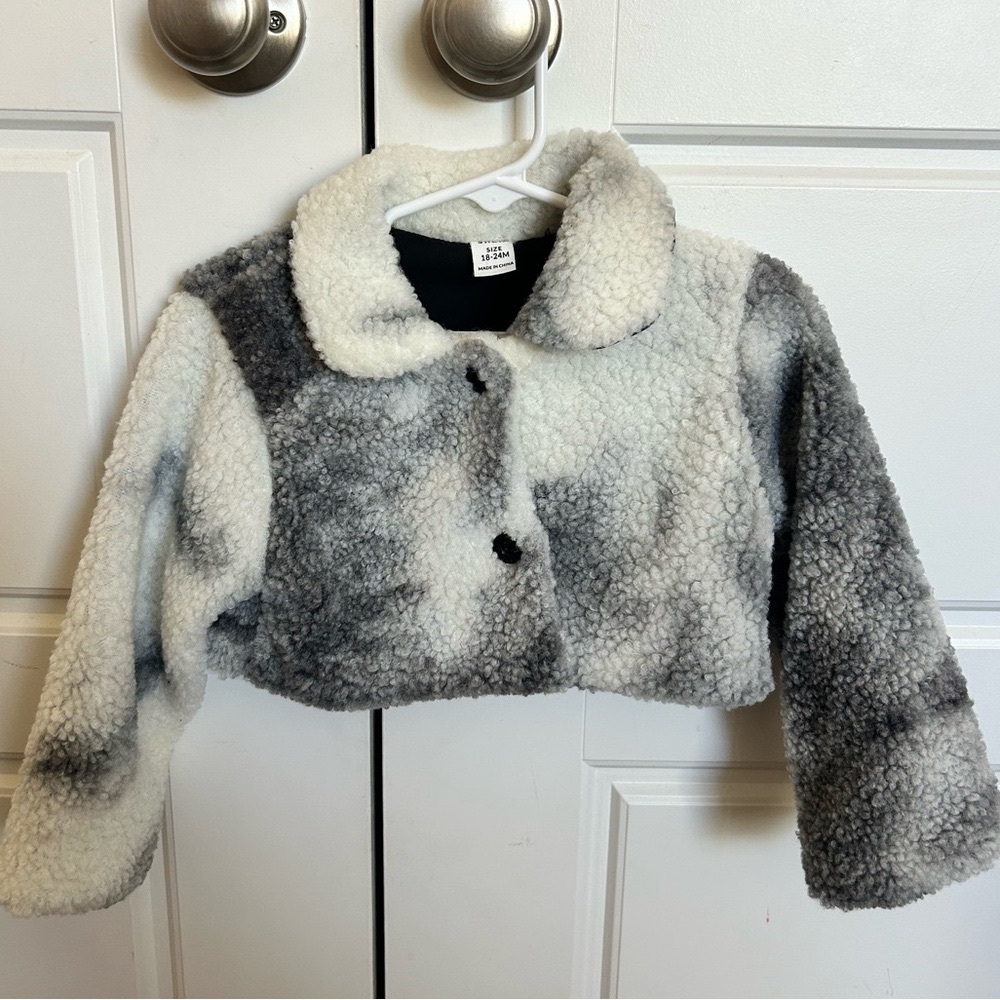 Cozy Kids Sherpa Jacket - Black and White
